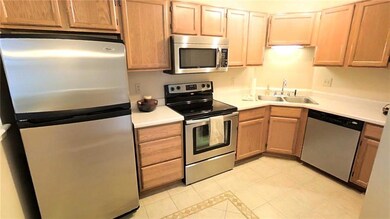 3218 E Oceanline Dr, Indianapolis, IN 46214 - photo 6