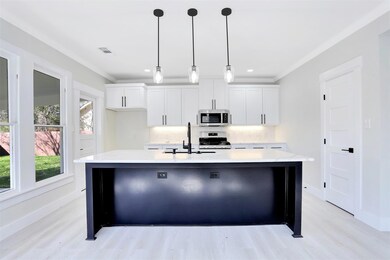 609 N Gaines St, Ennis, TX 75119 - photo 3