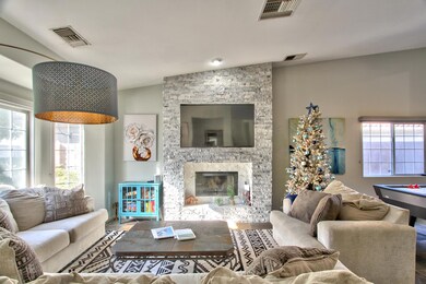 8-Living-Room