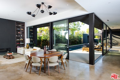 Living Room/Dining Room