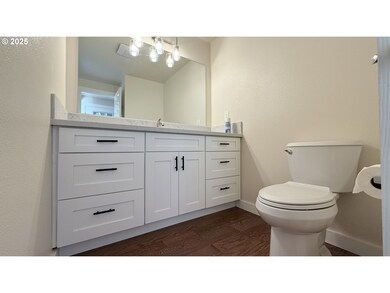 65 SW Pleasant View Ave, Gresham, OR 97030 - photo 6