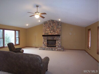 Grt.room fireplace