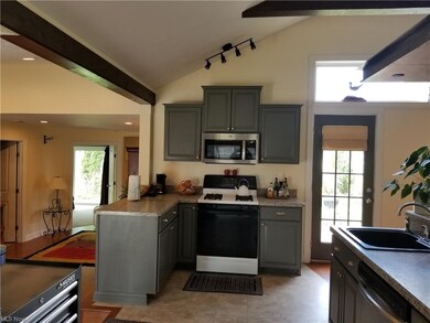 694 Grantwood Ave, Sheffield Lake, OH 44054 - photo 7