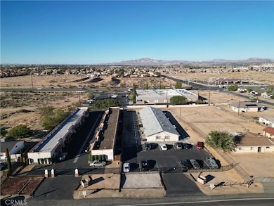 16440 Sequoia St, Hesperia, CA 92345 - photo 2