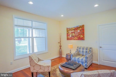 7313 Byrneley Ln, Annandale, VA 22003 - photo 4