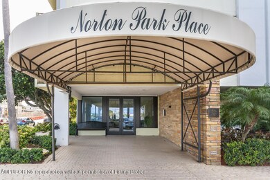 1501 S Flagler Dr E West Palm-large-003-