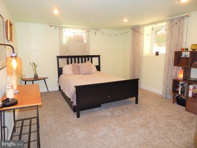 42 Mountainview Rd, Ewing, NJ 08628 - photo 7