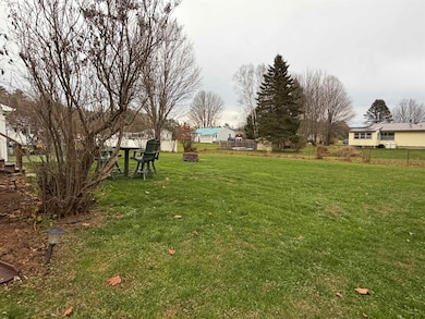 42 Birch St unit PVT, Bradford, VT 05033 - photo 3