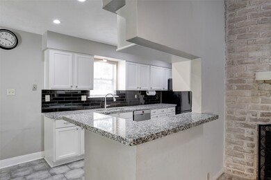 16311 Barcelona Dr, Friendswood, TX 77546 - photo 6