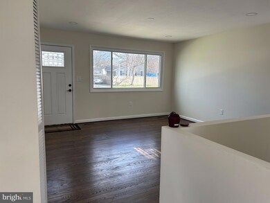 3413 Wenona S, Laurel, MD 20724 - photo 2