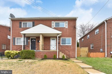 116 W Taylor Run Pkwy, Alexandria, VA 22314 - photo 2