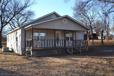 1002 S Fargo St, Muldrow, OK 74948 - photo 3