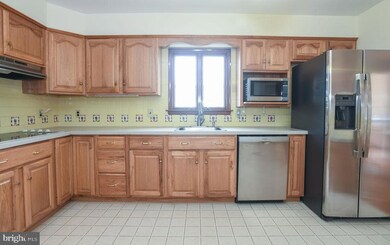 2413 Dorval Rd, Wilmington, DE 19810 - photo 3