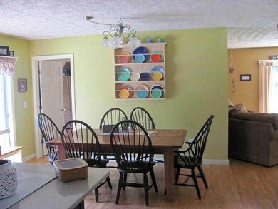 Dining Room. Dining Area