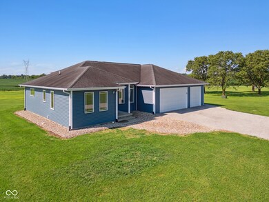 6525 E 150 S, Columbus, IN 47201 - photo 3