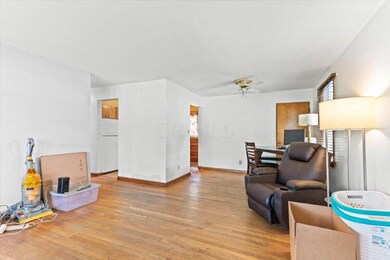 3354 Towers Ct N, Columbus, OH 43227 - photo 4