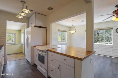 Kitchen (2)