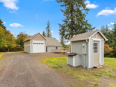 220 Hanson Rd, Kalama, WA 98625 - photo 2