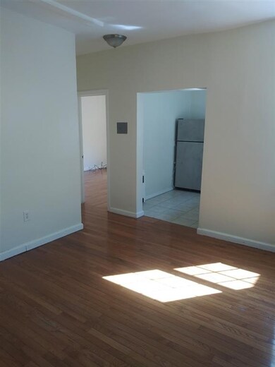102 Oakland Ave unit 4, Jersey City, NJ 07306 - photo 3