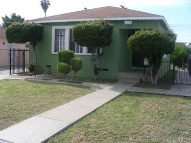 Great curb appeal!
