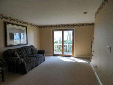 55 Empire St unit 14, Chicopee, MA 01013 - photo 4