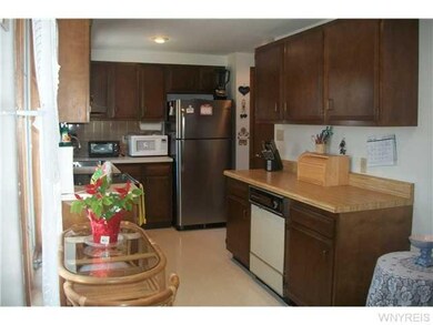 Kitchen Convenient kitchen with lots of work space