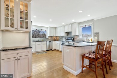 12538 Pinecrest Rd, Herndon, VA 20171 - photo 3