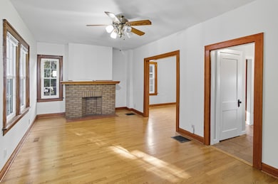 44 W Pacemont Rd (3)