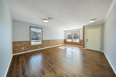 10327 Hinesburg Ct, Houston, TX 77075 - photo 6