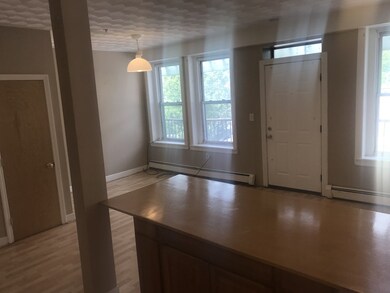 42 Joyce St unit E, Lynn, MA 01902 - photo 4