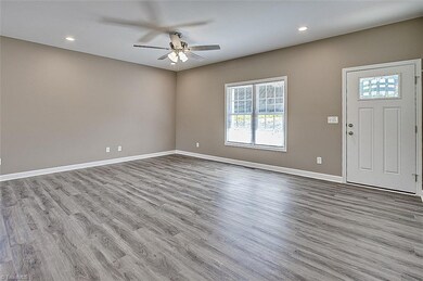 1400 Grantville Ln, Asheboro, NC 27205 - photo 3