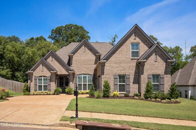 546 Walkers Way-Exterior-2