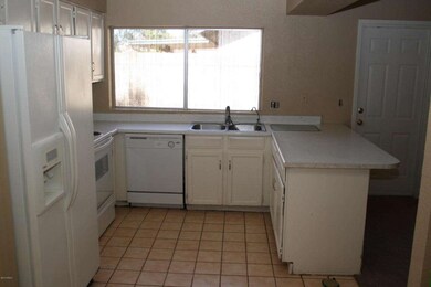 3901 W Corrine Dr, Phoenix, AZ 85029 - photo 5