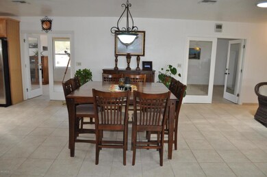 Formal Dining