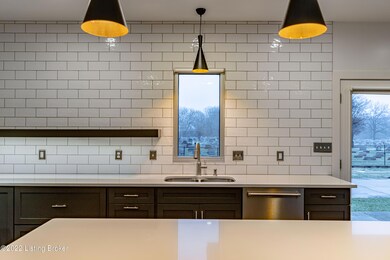 1210 Ellison Ave, Louisville, KY 40204 - photo 7