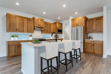 21451 NE Hayloft Place, Bend, OR 97701 - photo 4