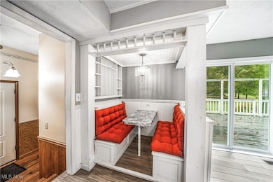 2822 Selkirk Bush Rd SW, Warren, OH 44481 - photo 6