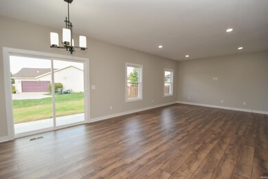 3401 W Moore Rd, Muncie, IN 47304 - photo 4