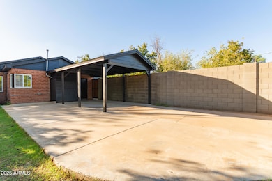 1702 W Heatherbrae Dr, Phoenix, AZ 85015 - photo 6