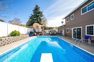 717 Gormley St, East Wenatchee, WA 98802 - photo 4