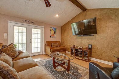 9750 Southport Dr, Houston, TX 77089 - photo 5