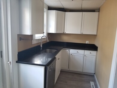 67 Raymond Marchetti St unit 2, Ashland, MA 01721 - photo 3