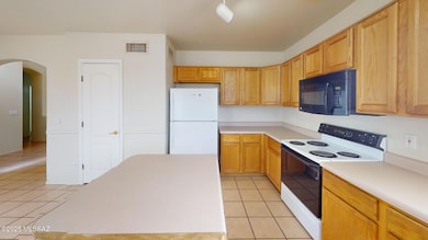 8305-n-solitude-wayp-kitchen1