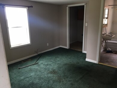 2315 S Mock Ave, Muncie, IN 47302 - photo 5