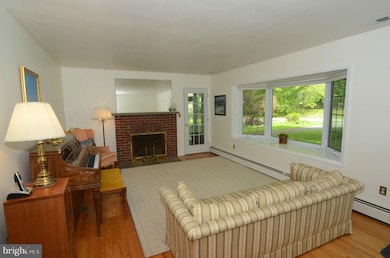 13008 Prices Distillery Rd, Clarksburg, MD 20871 - photo 2