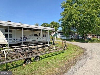 6-20 Boo Blvd, Falling Waters, WV 25419 - photo 4