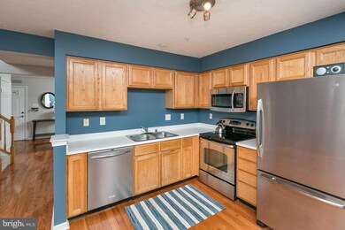 9 Milkwood Ct, Owings Mills, MD 21117 - photo 2