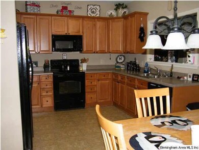 Roomy kitchen with lots of cabinet space