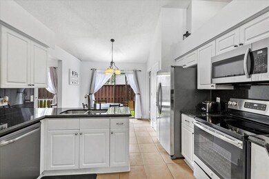 1726 Shoreside Cir, Wellington, FL 33414 - photo 7