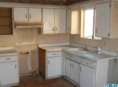 14621 Imperial Rd, Poplar, CA 93257 - photo 3